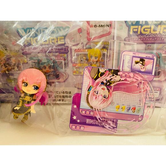 Re-ment Hatsune Miku Window Series Collection Blind Box “Megurine Luka” - Picture 1 of 6